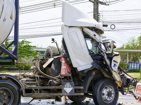 Always hire a truck accident attorney